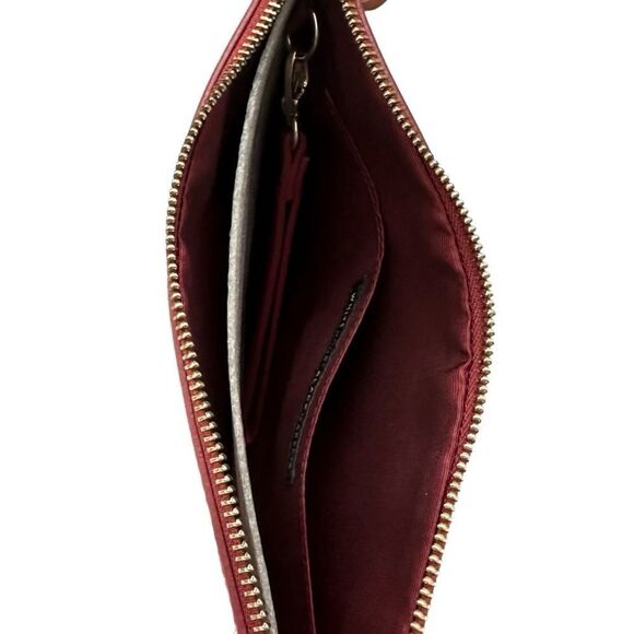 White House Black Market WHBM Floral Studded Wristlet Clutch Burgundy - Picture 5 of 6